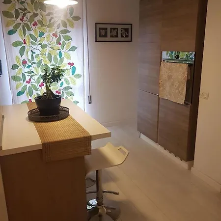 Apartment Situato Nei Pressi Di Centro E Caserma *